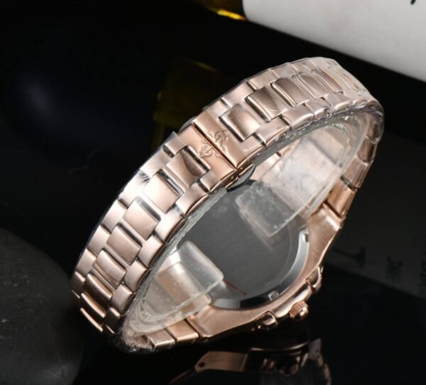 Patek Philippe Nautilus Automatic – Rose Gold Edition - Image 2