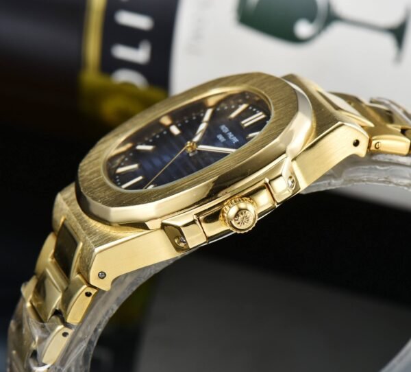 Patek Philippe Nautilus Automatic – Gold Edition - Image 2