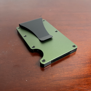 Minimalist Slim Wallet – Mat Green